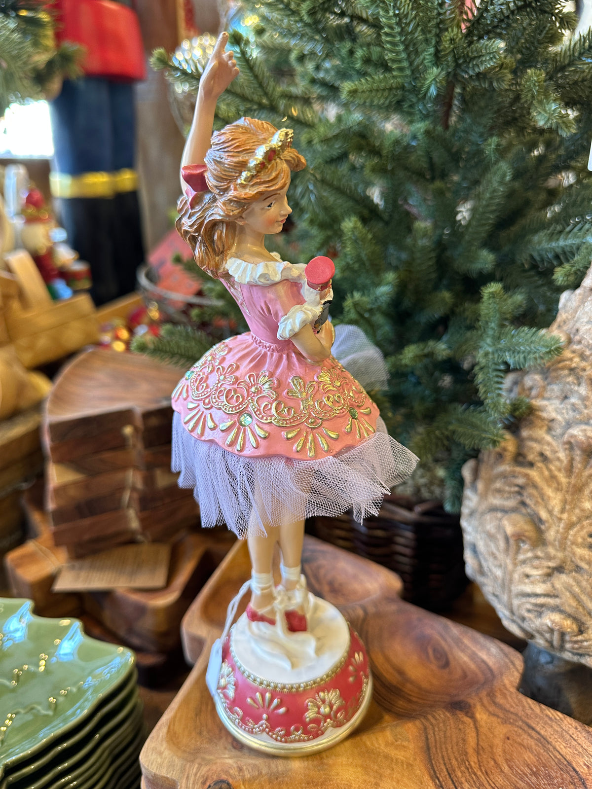 Ballerina/ Figur aus Polyresin H: 29cm