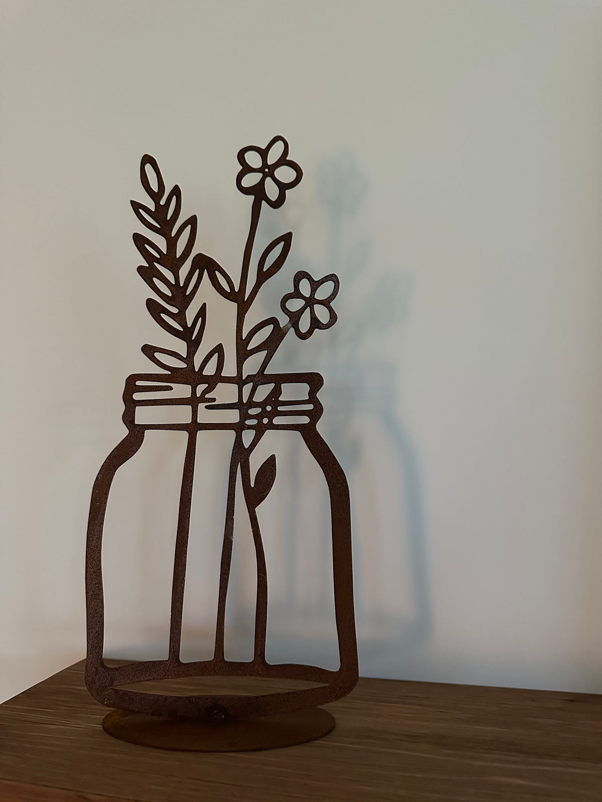 Blumen- Vase, aus Edelrost H: 40cm.