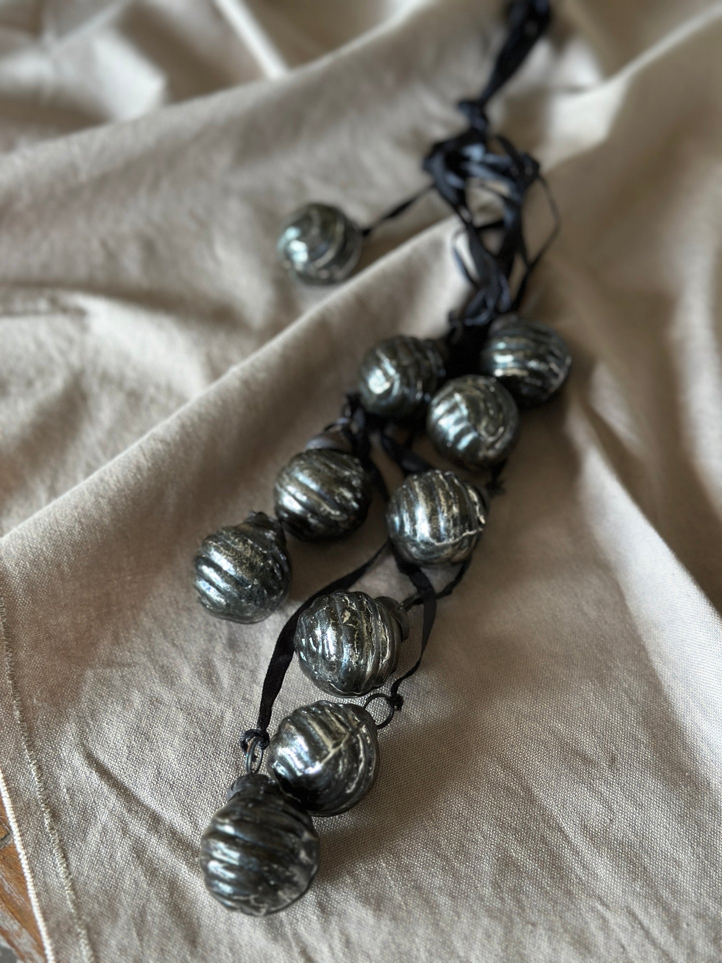 Kugel- Weihnachtskugel Glas, schwarz glänzend, 38 cm