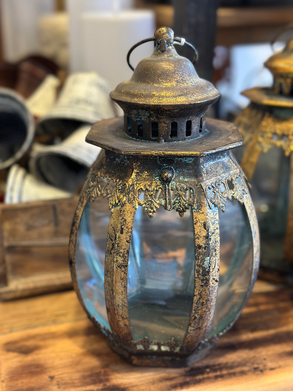 Laterne aus Metall und Glas, orientalisch
