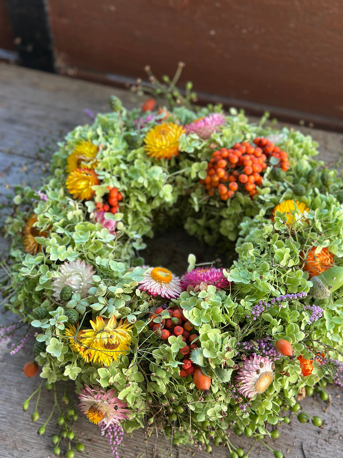 Kranz frisch gebunden aus Natur Materialien ca. 35 cm Durchmesser