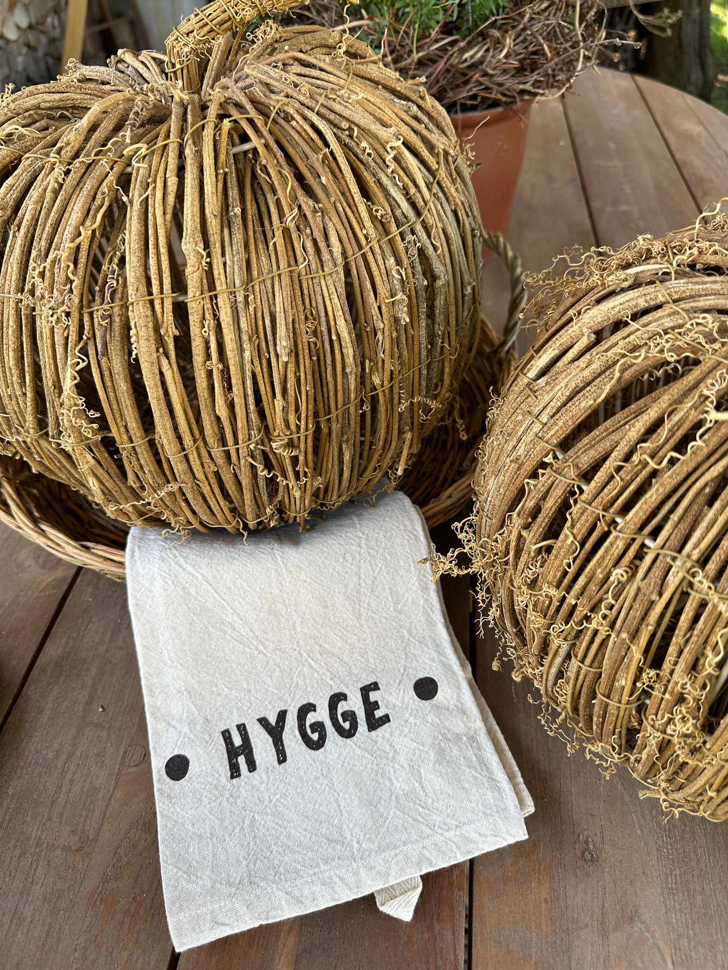 Geschirrtuch Hygge mit braunem Print