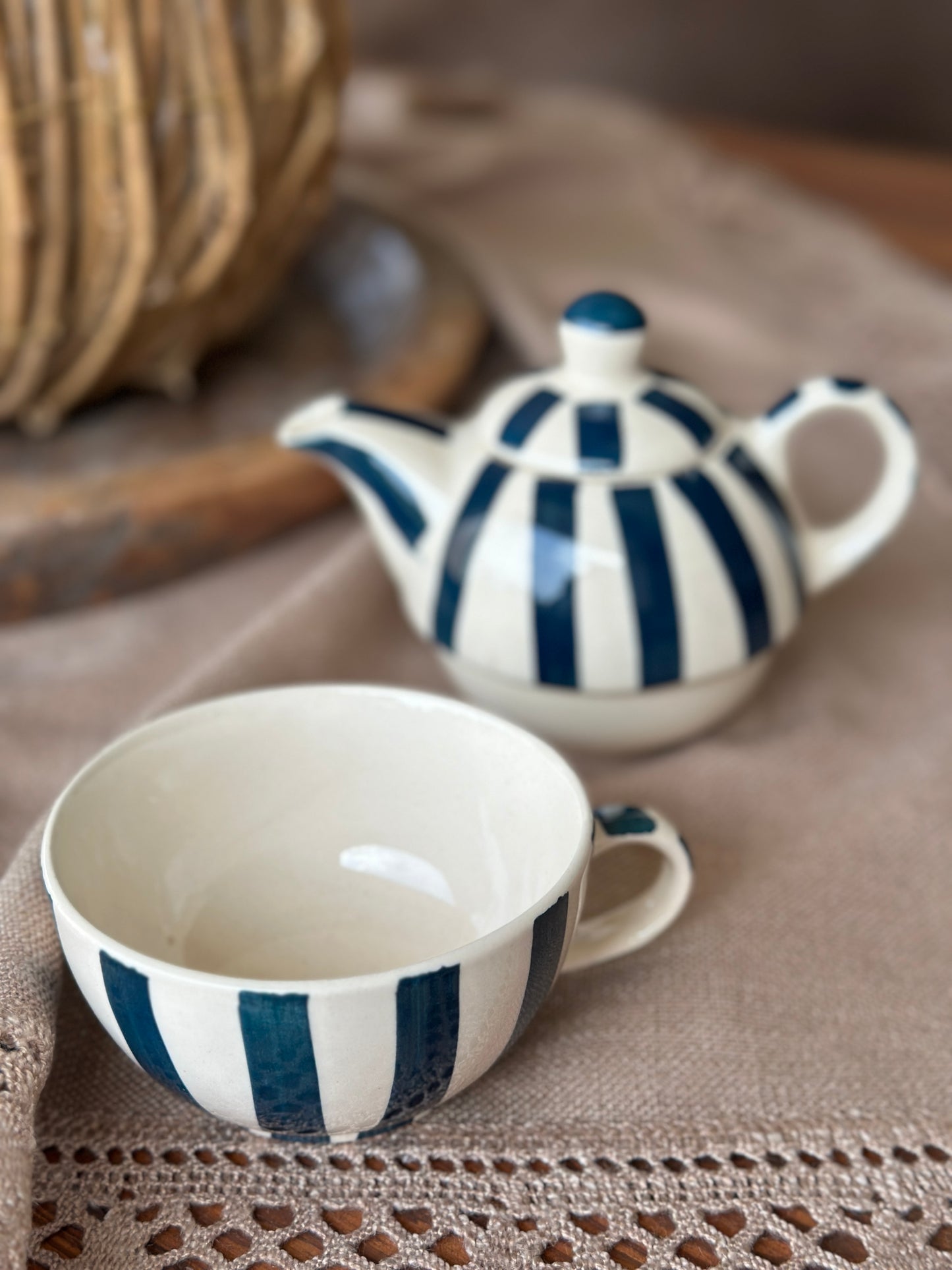 Teekanne und Tasse Set