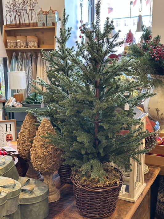 Baum Kunst mit einem geflochtenen Korb H: 80cm