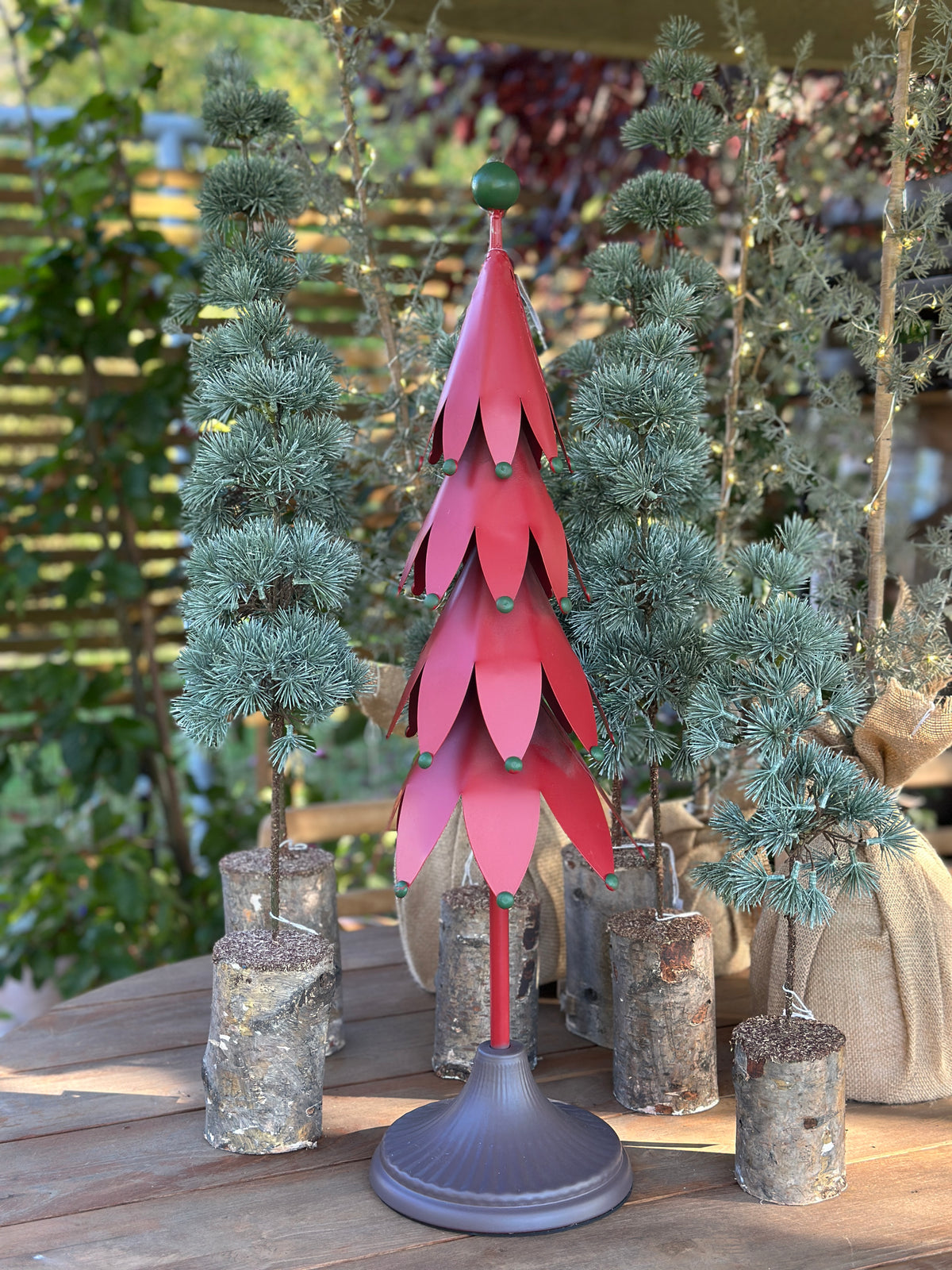 Baum rot aus Metall H: 66x17,5 cm