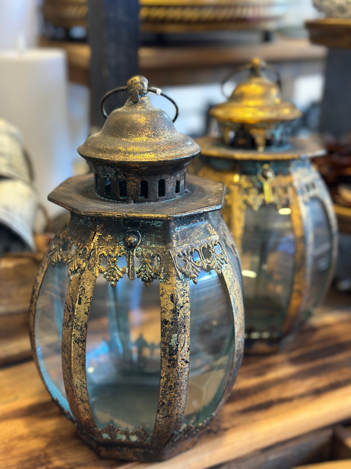 Laterne aus Metall und Glas, orientalisch