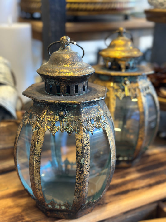 Laterne aus Metall und Glas, orientalisch