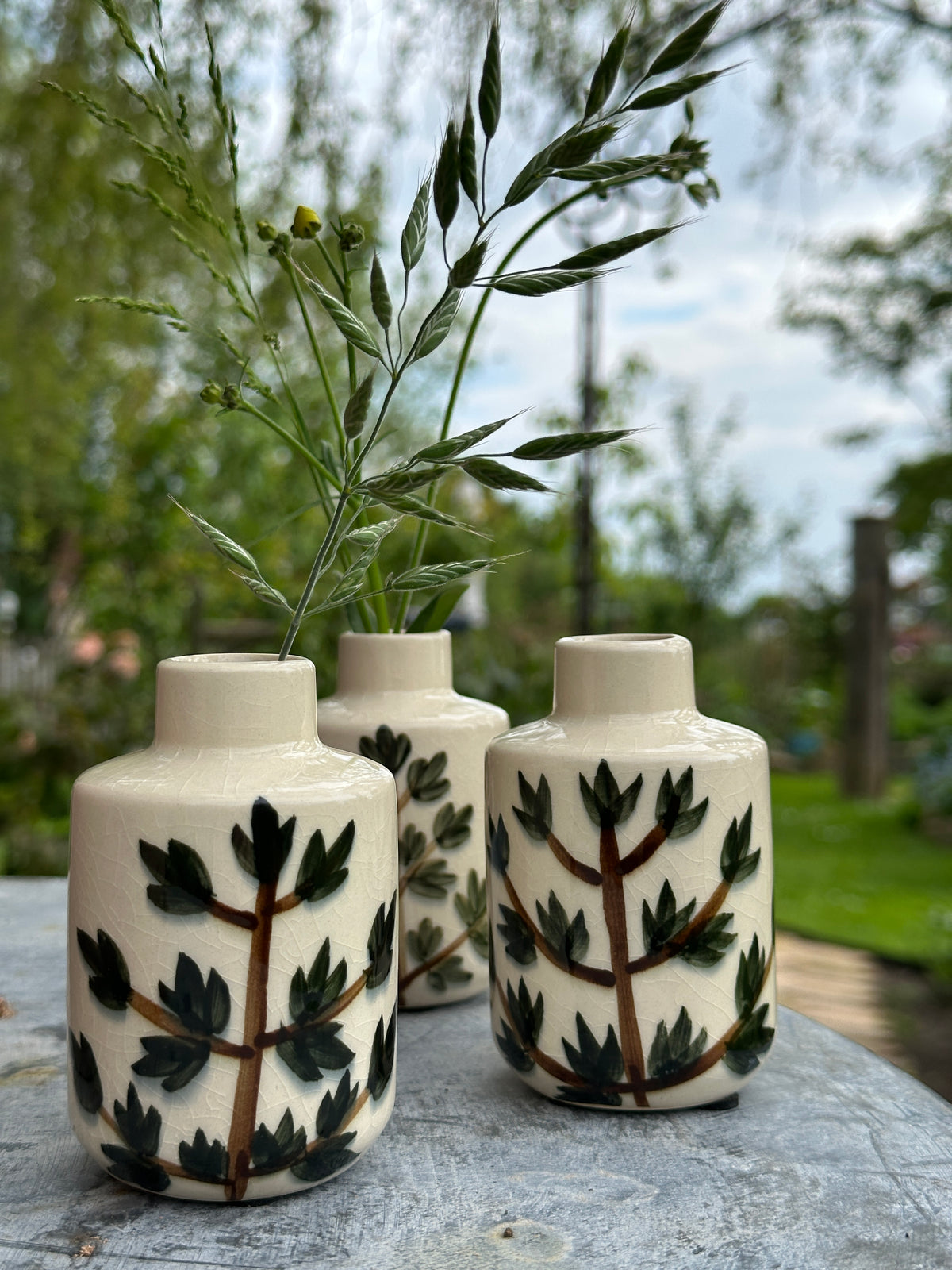 Blumenvase Vase, mit handgemalten Zweigmuster, klein aus Keramik