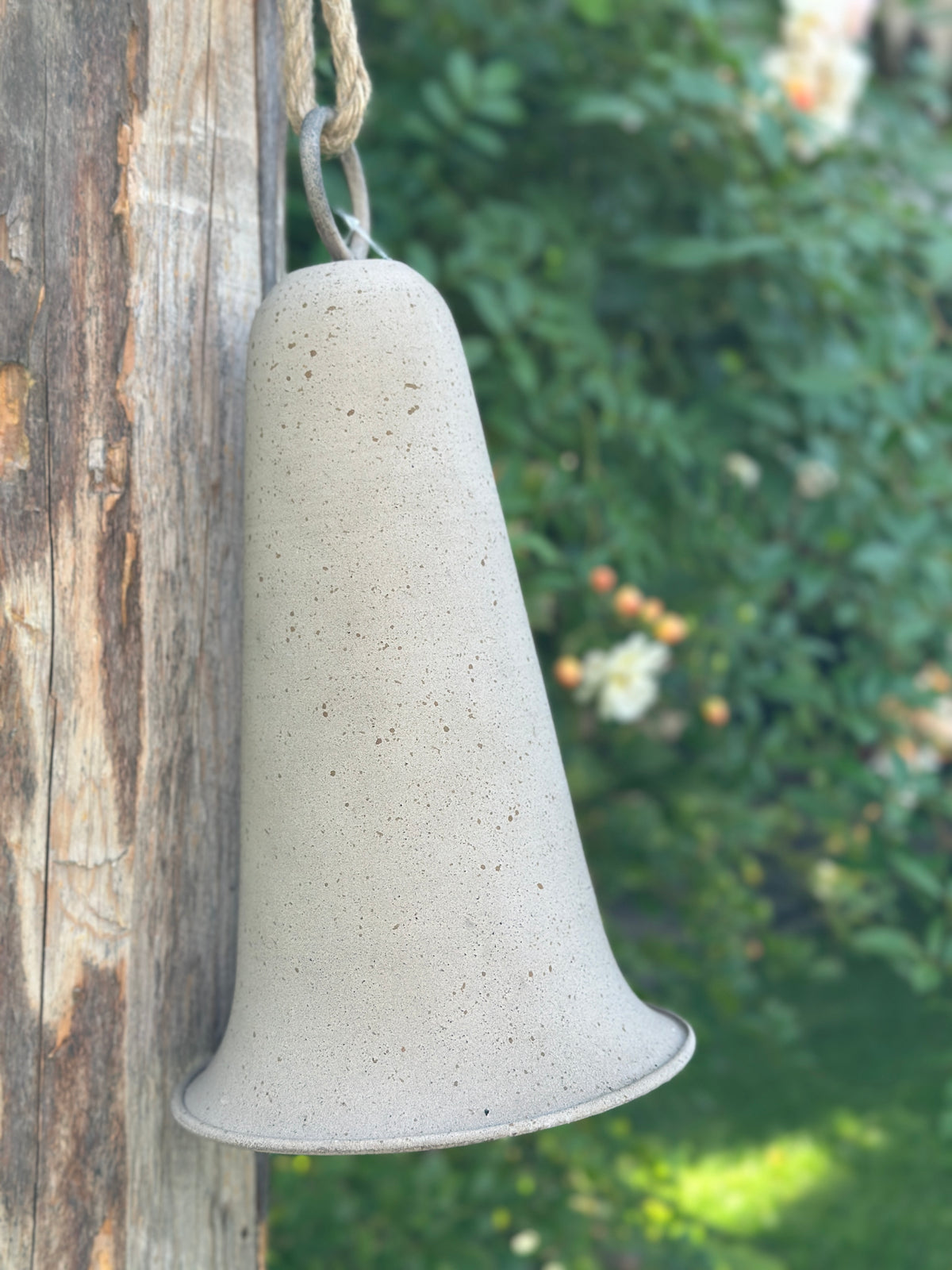 Glocke groß aus Metall H: 35cm