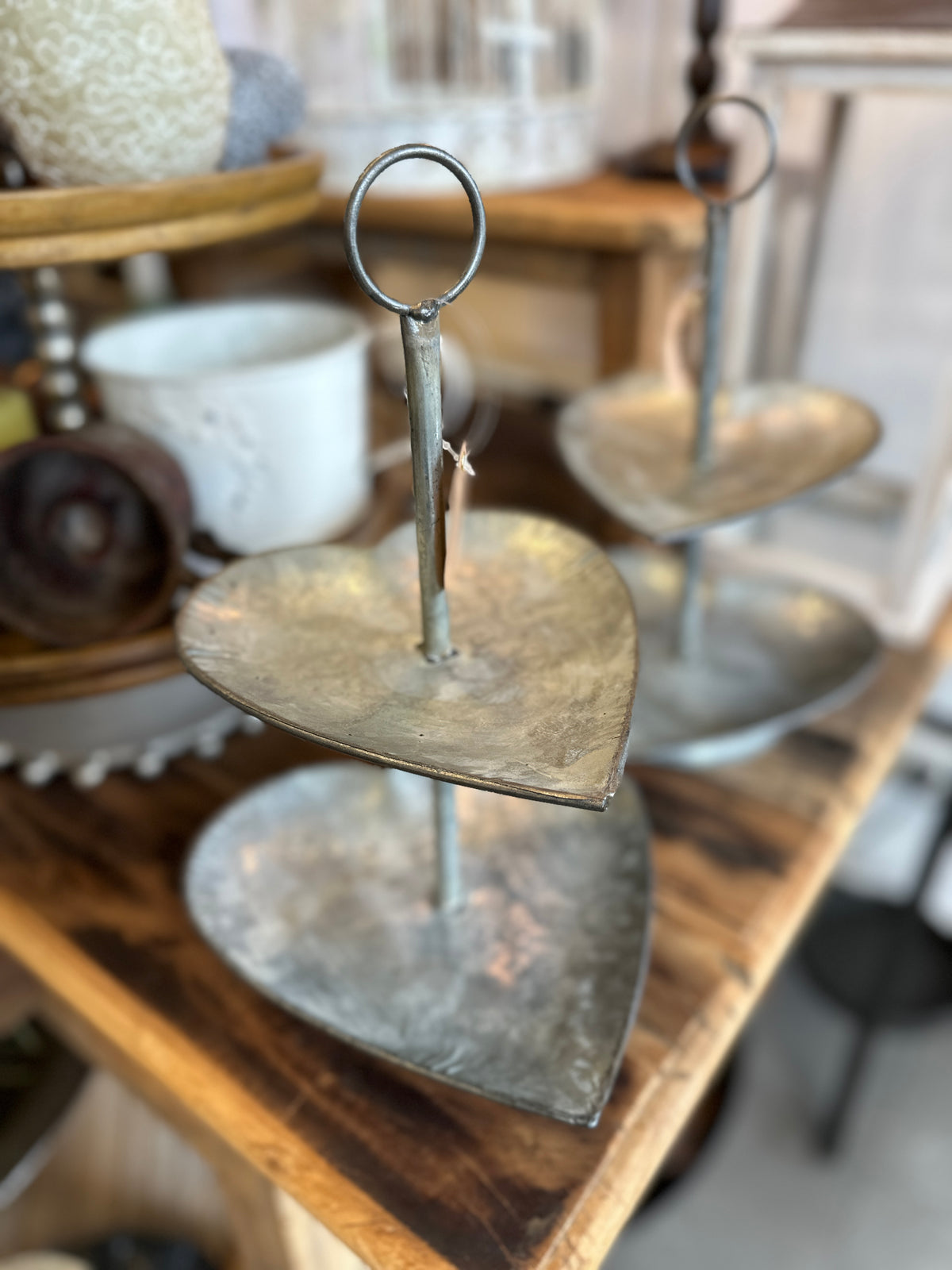 Etagere Herz aus Metall