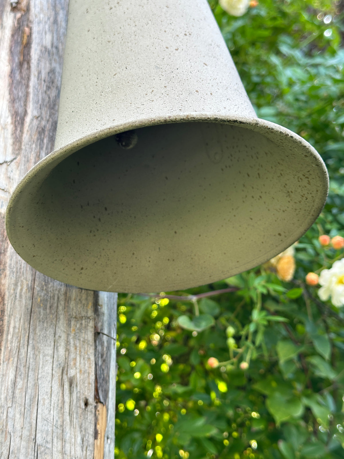 Glocke groß aus Metall H: 35cm