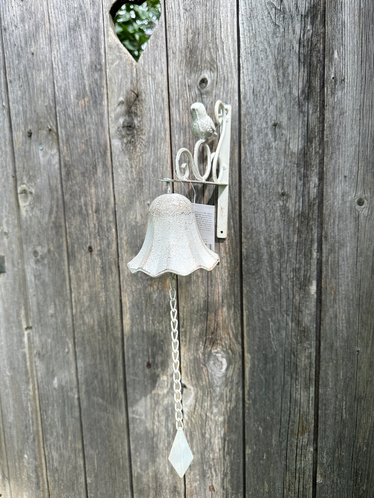 Glocke weiß, Shabby mit einem kleinen Vogel