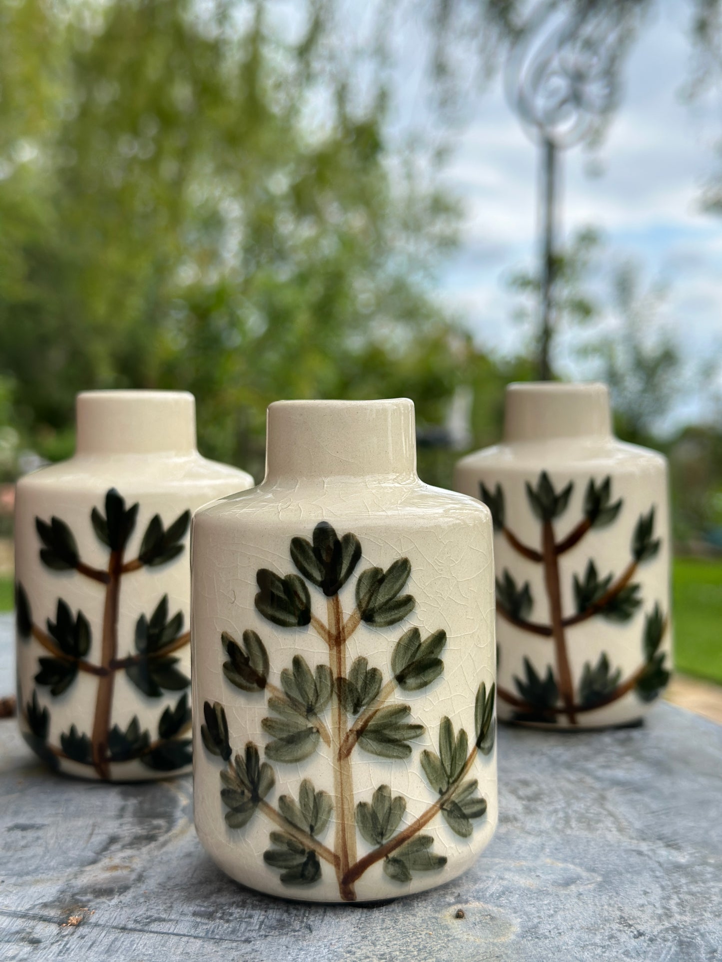 Blumenvase Vase, mit handgemalten Zweigmuster, klein aus Keramik