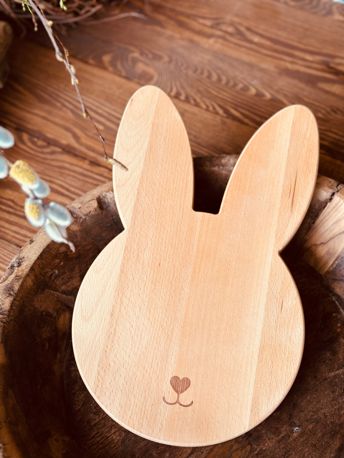 Holzbrett Hase mit Lasergravur Naturbelassenes Buchenholz