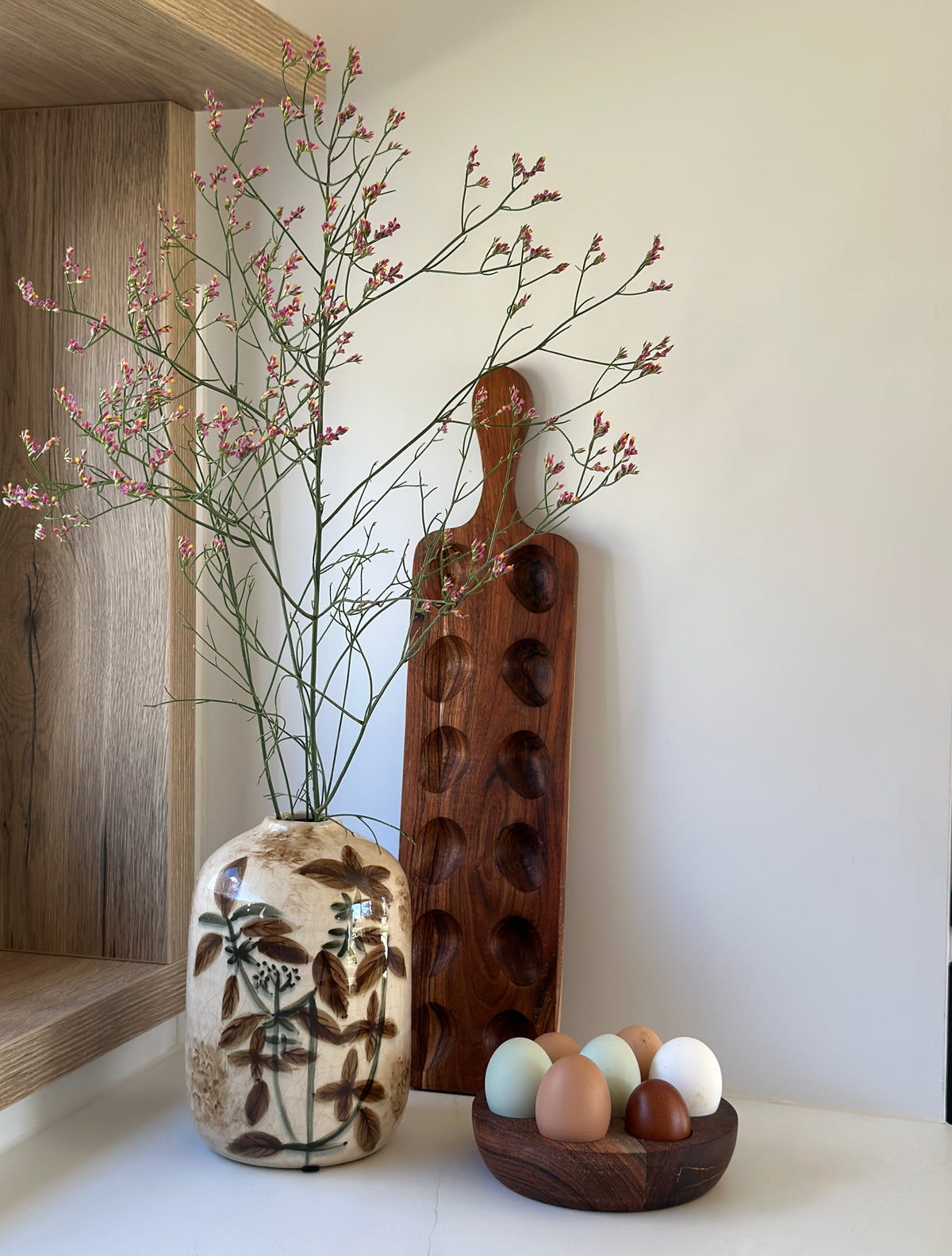 Blumenvase, Vase Keramik mit einem floralen Muster.
