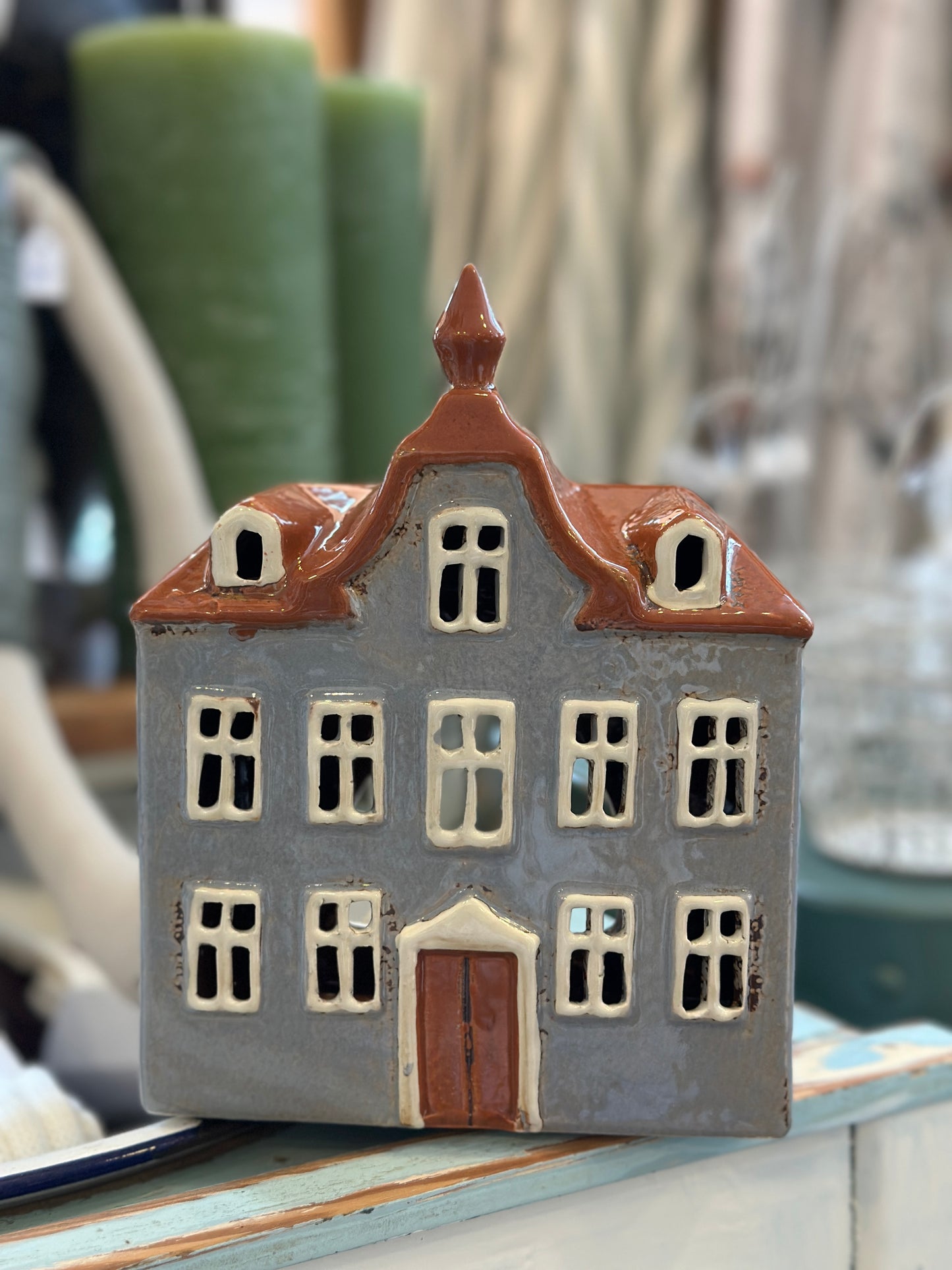 Haus aus Keramik