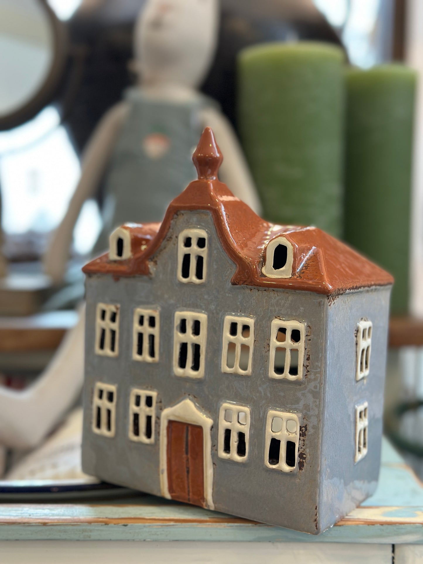 Haus aus Keramik