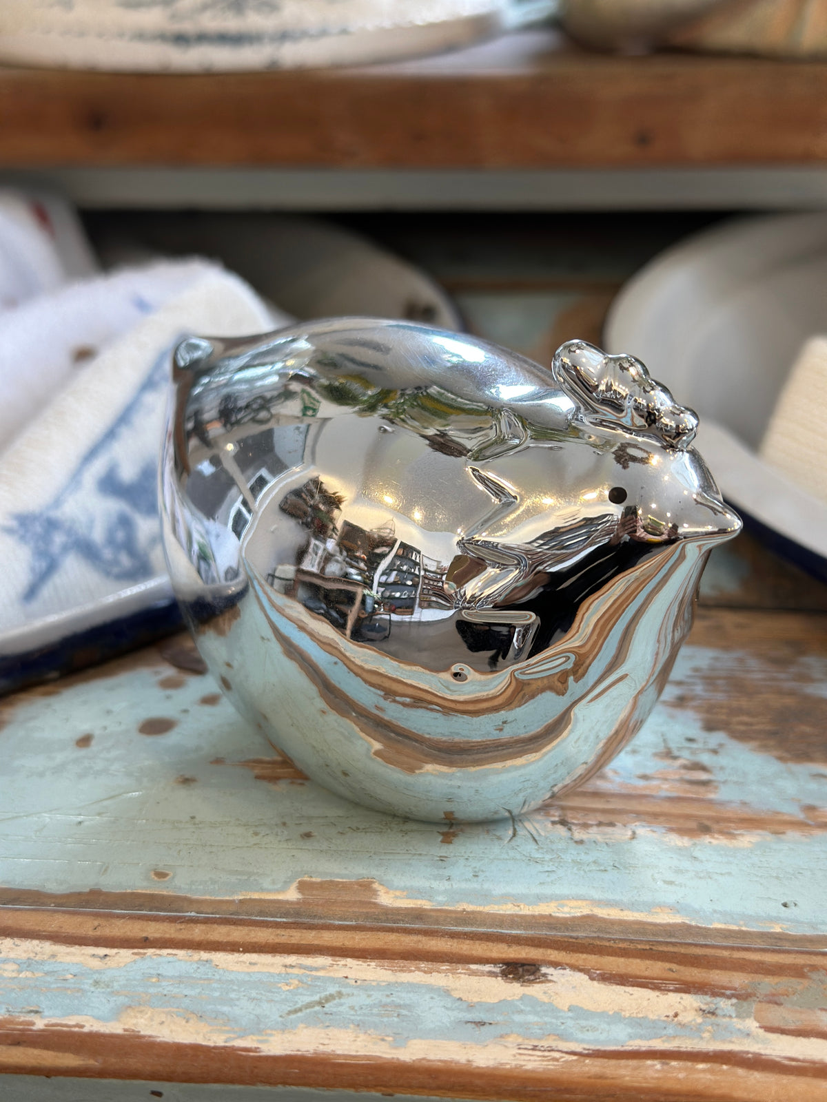 Henne Silber aus Polyresin