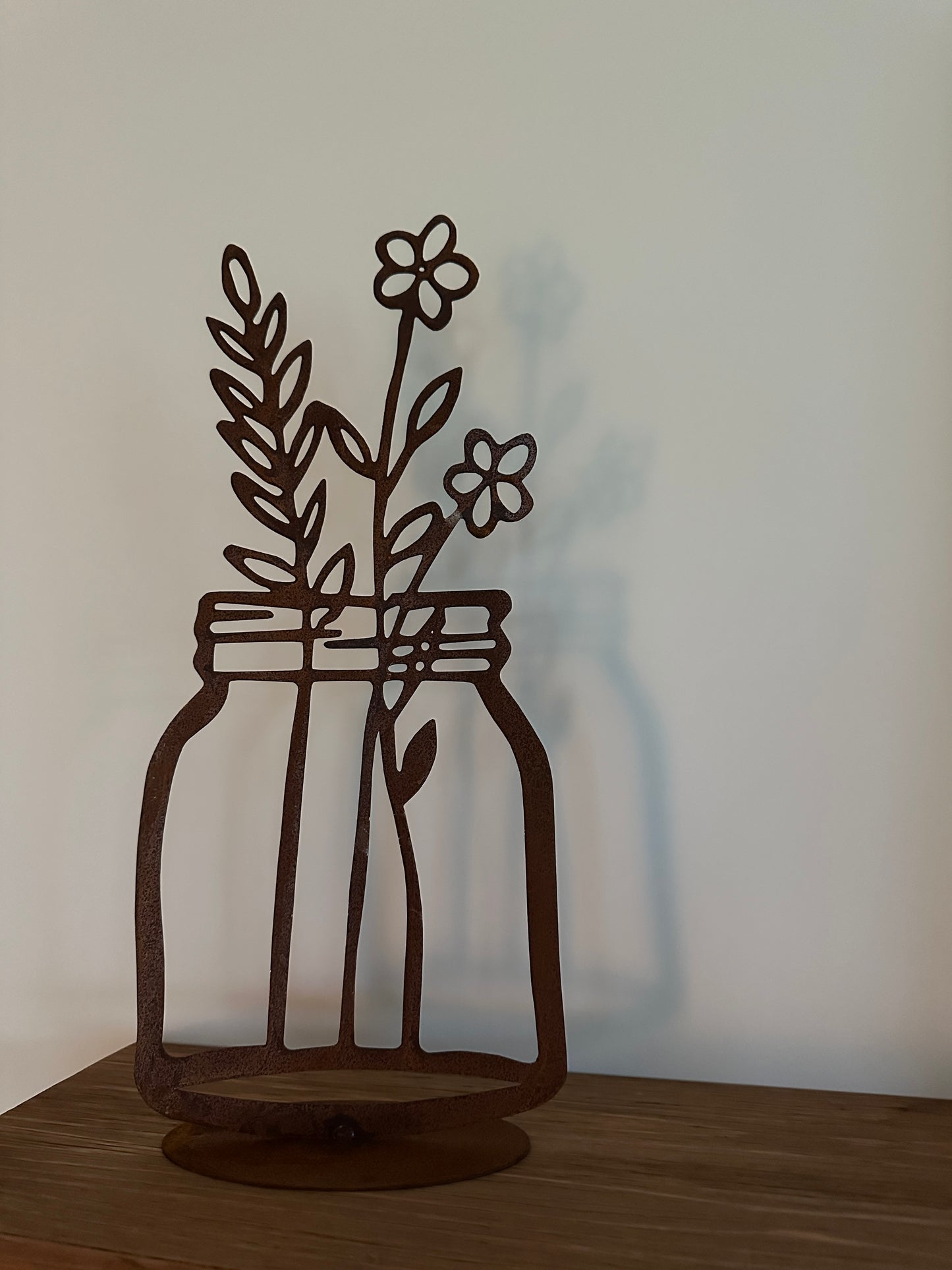 Blumen- Vase, aus Edelrost H: 40cm.