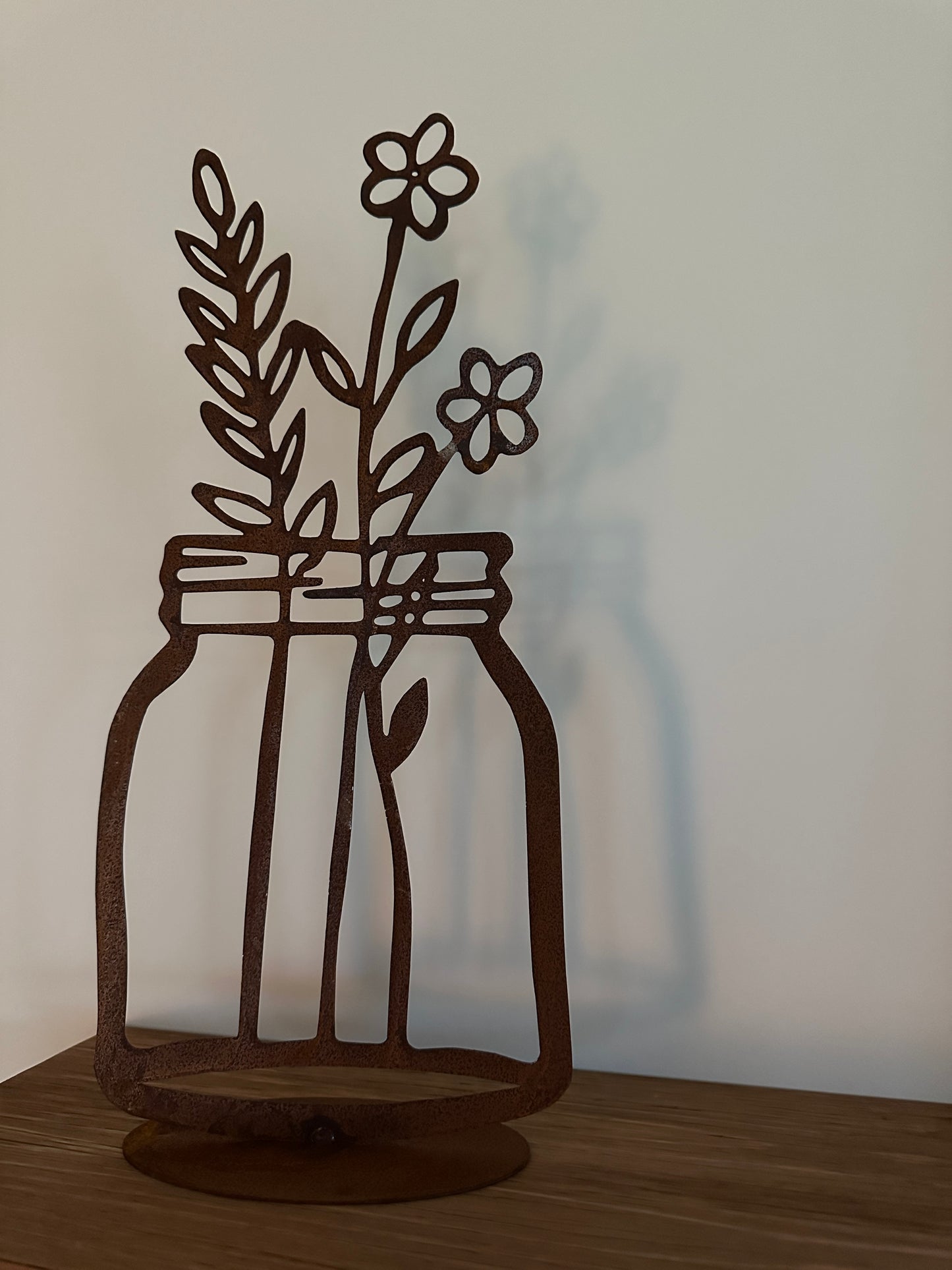 Blumen- Vase, aus Edelrost H: 40cm.