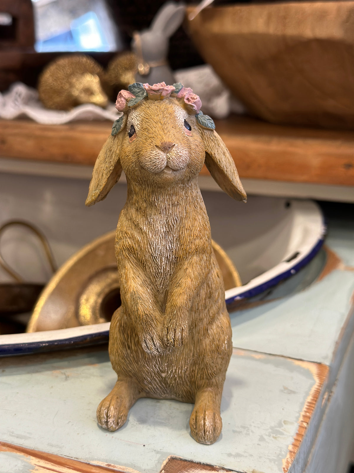 Hase mit Blümchen, Polyresin