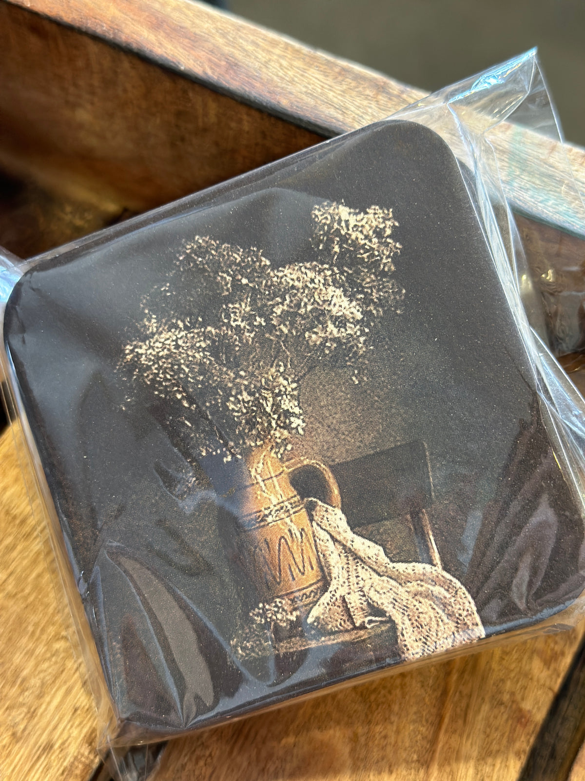 Untersetzer aus Pappe, Vase mit Blumen Motiv