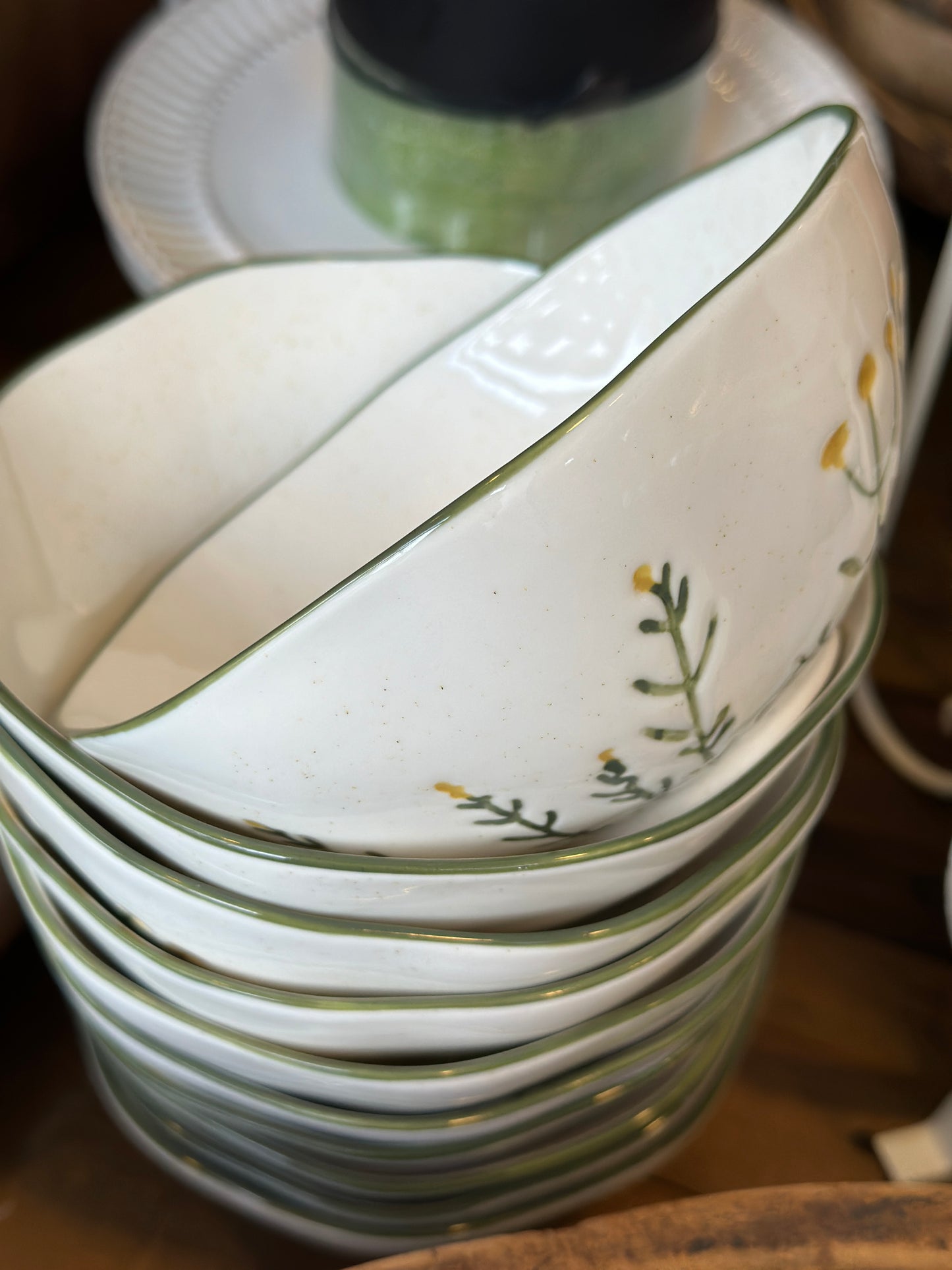 Schale Keramik mit einem floralen Muster