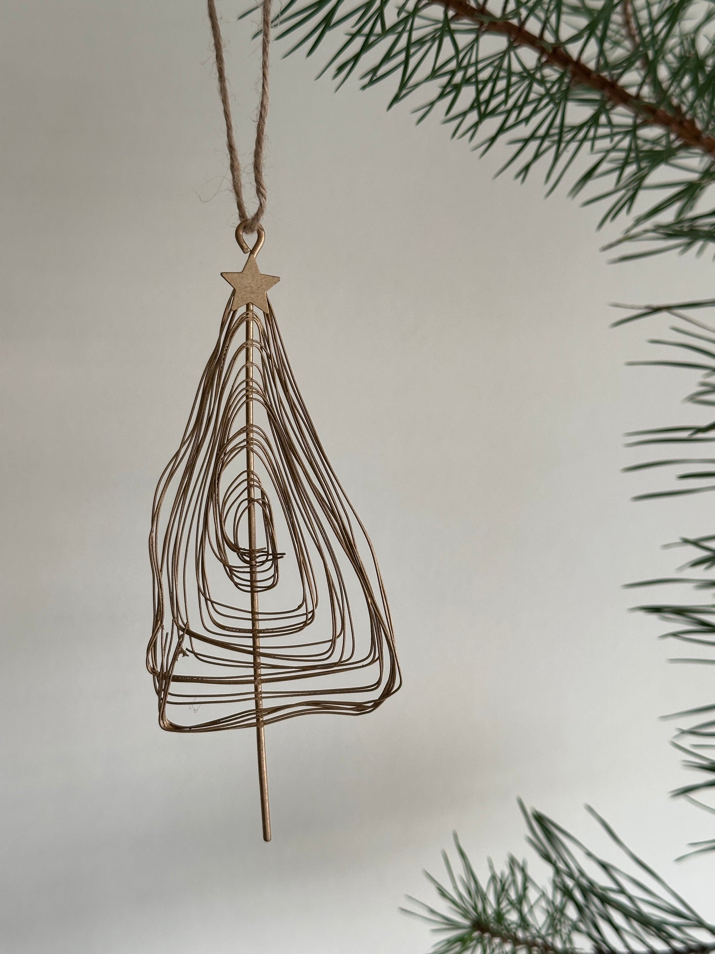Kleiner Baum zum hängen, gold aus Metall
