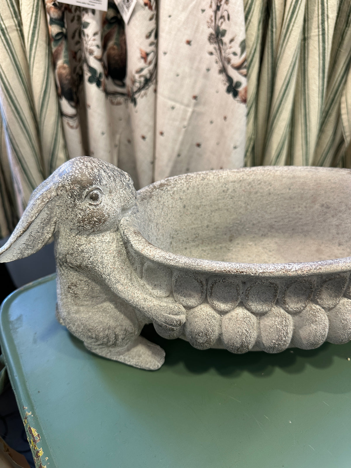 Blumentopf/ Gefäß/ Deko Topf/ Hase aus Polyresin