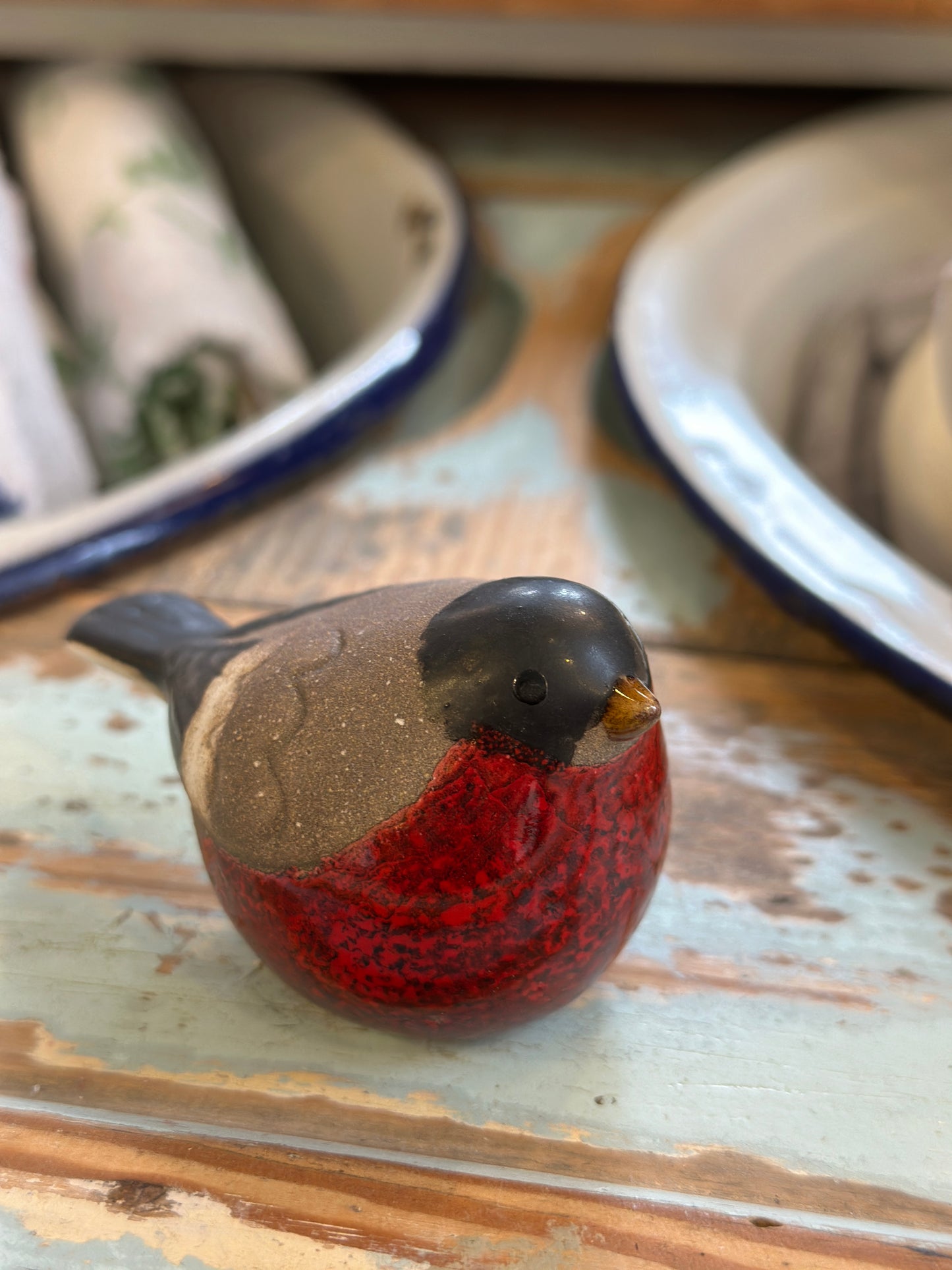 Vogel aus Keramik